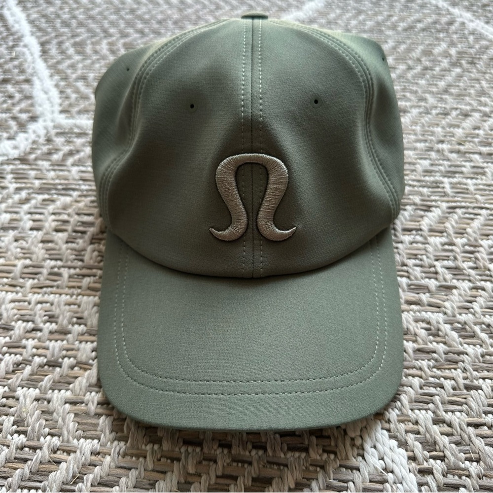 Lululemon Men's Days Shade Ball Cap Logo
